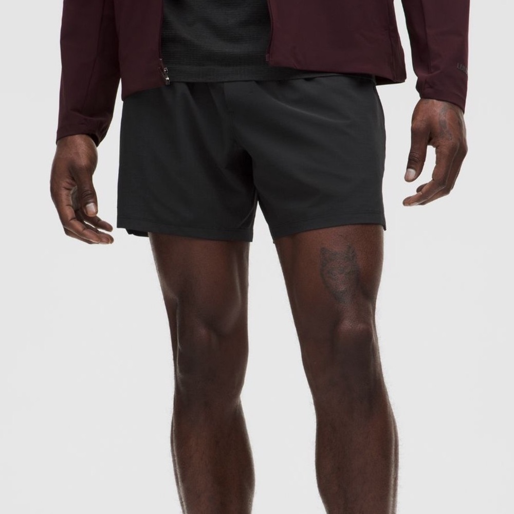 Lululemon Men’s “Mile Maker” Run Crew Ripstop Short 6” w/ Liner (L) *BESTSELLER*